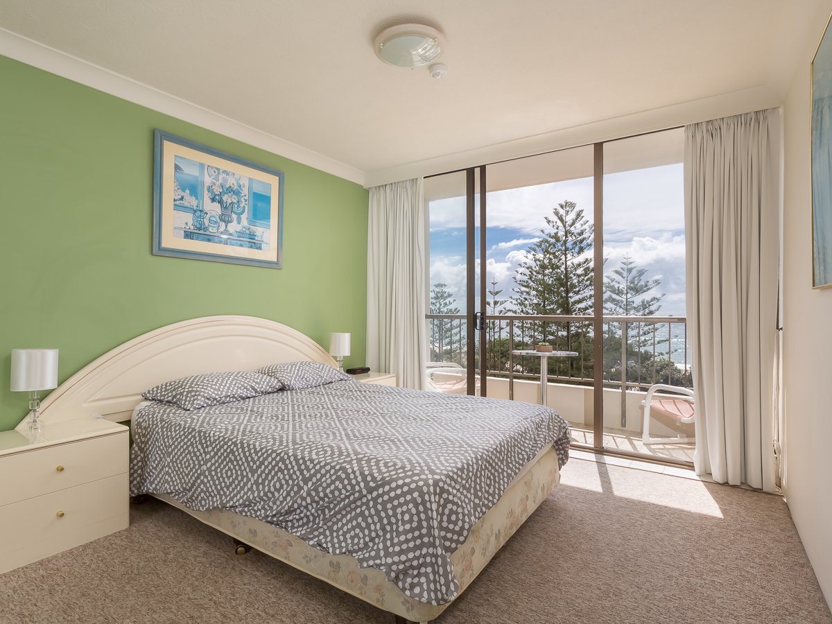 16/114 The Esplanade BURLEIGH HEADS 5