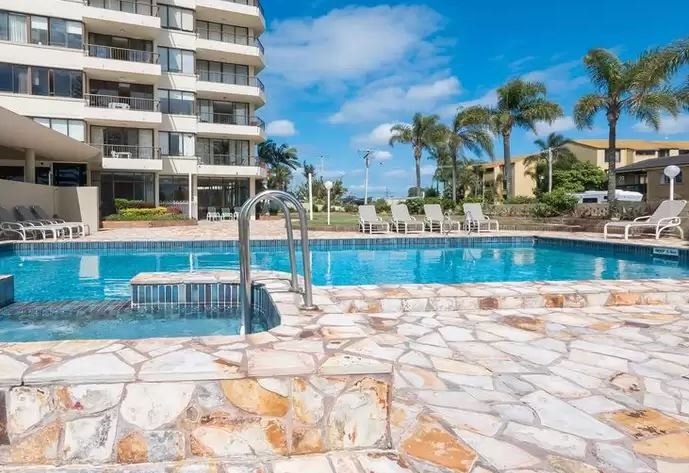 16/114 The Esplanade BURLEIGH HEADS 13
