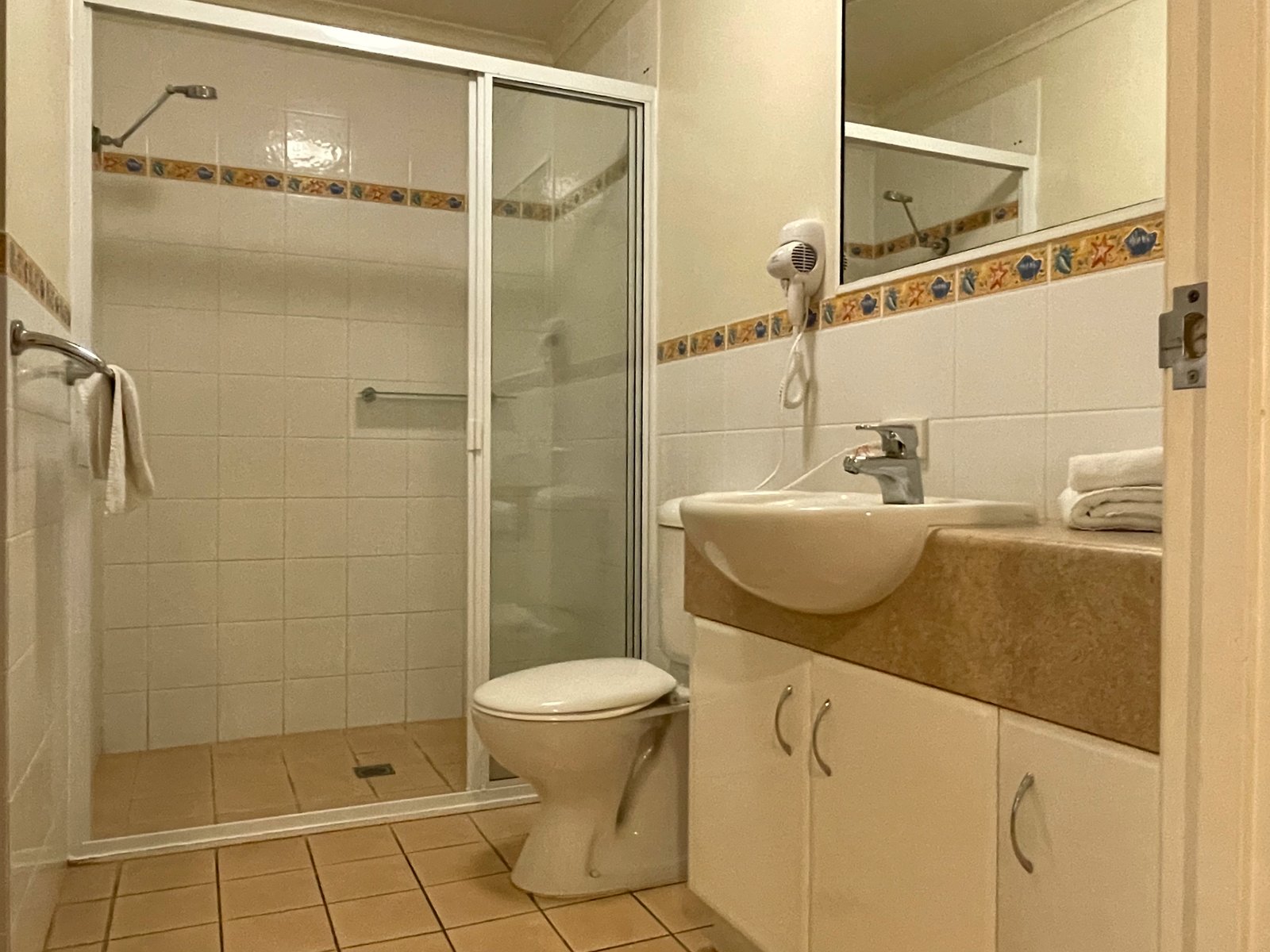 16/115 Shingley Drive CANNONVALE 7