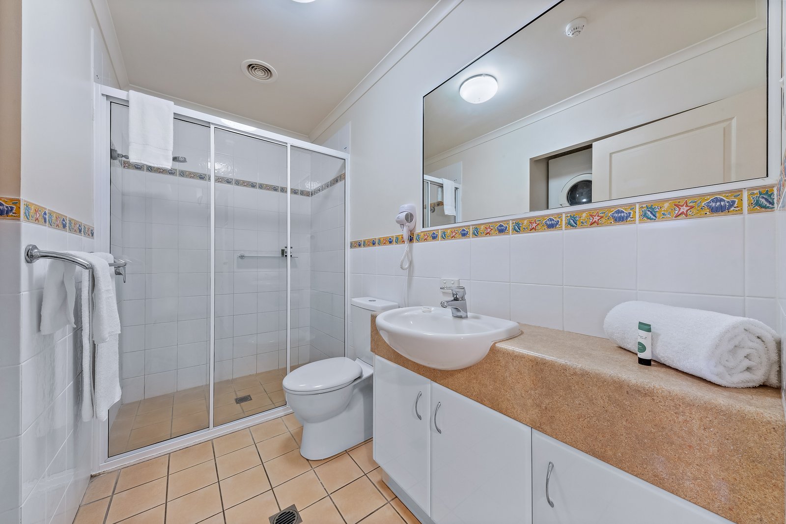 16/115 Shingley Drive CANNONVALE 10