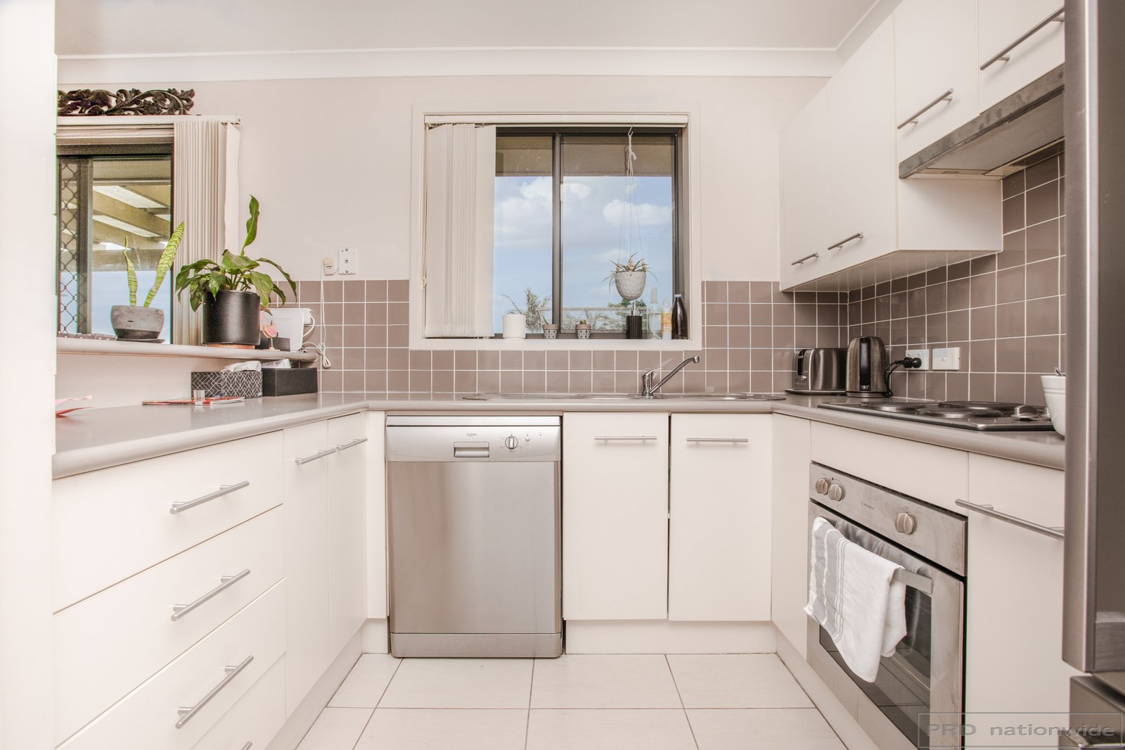 16/12 Denton Park Drive RUTHERFORD 4