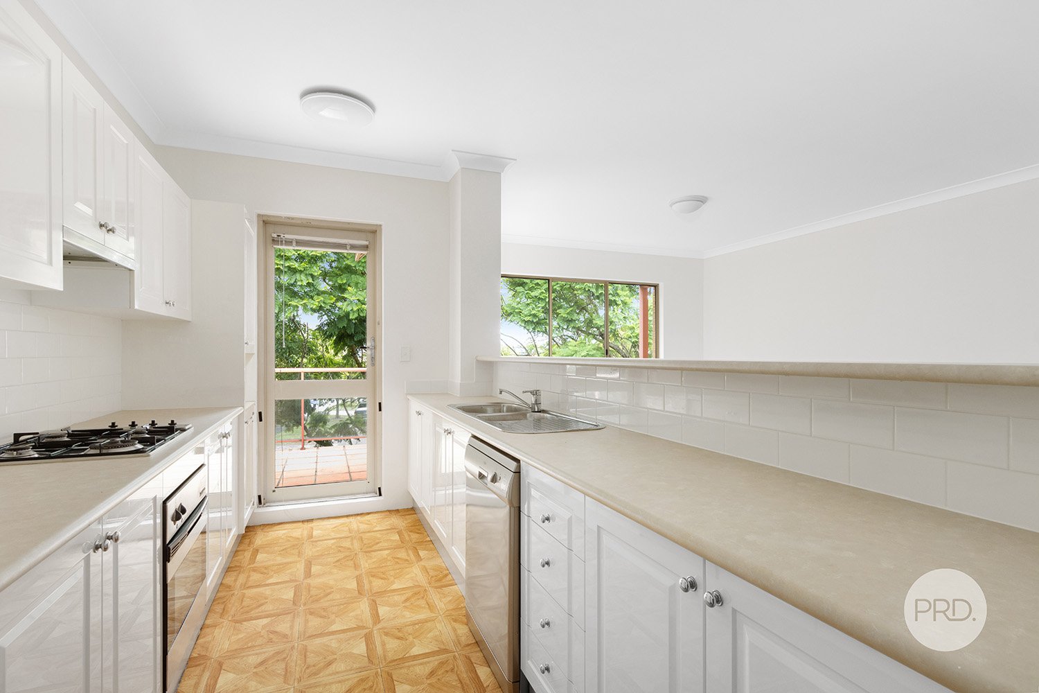 16/12 Morgan Street BOTANY 3