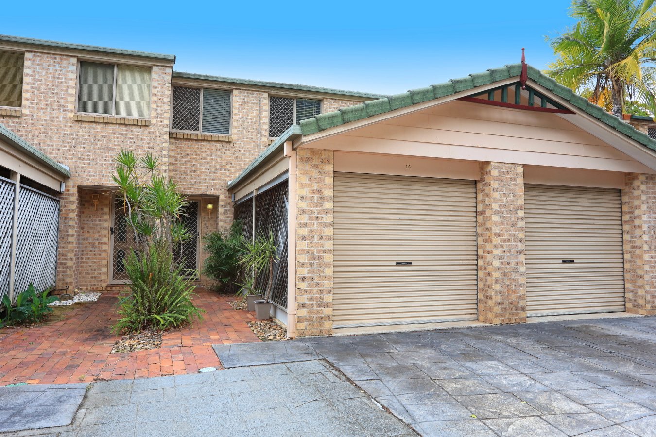 16/130 Plateau Crescent CARRARA 4