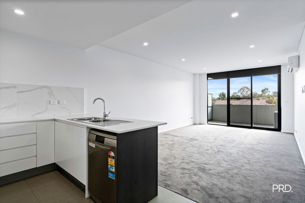 16/144-148 High Street PENRITH 3
