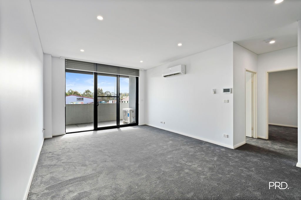 16/144-148 High Street PENRITH 4