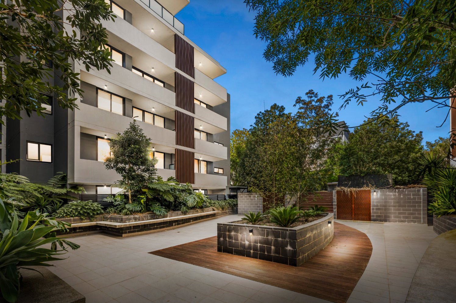 16/144-148 High Street PENRITH 13