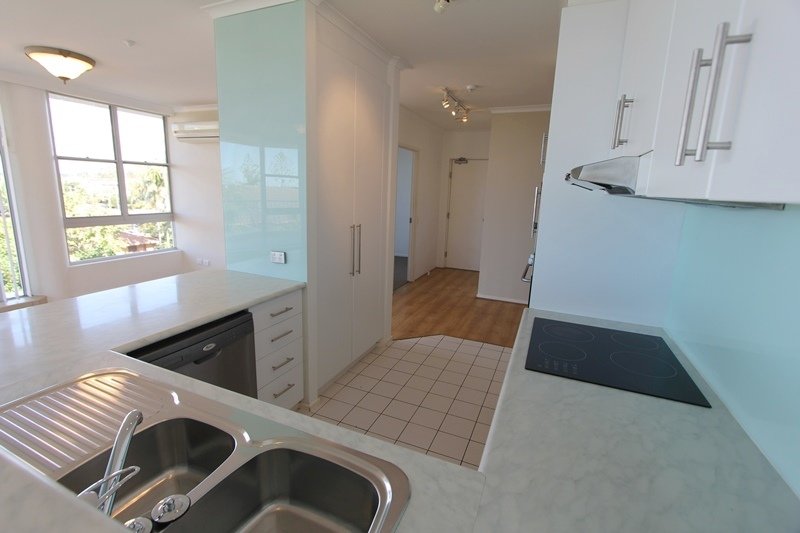16/15 Brighton Street BIGGERA WATERS 4