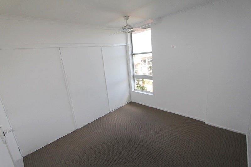 16/15 Brighton Street BIGGERA WATERS 9