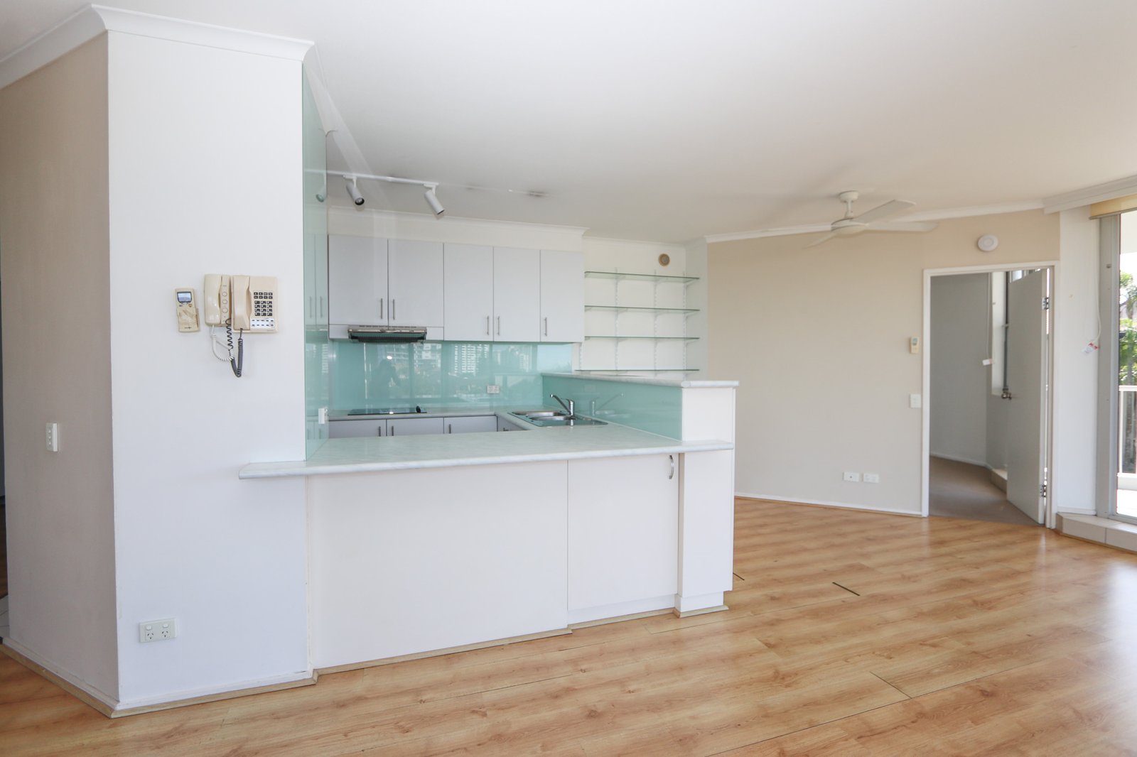 16/15 Brighton Street BIGGERA WATERS 6