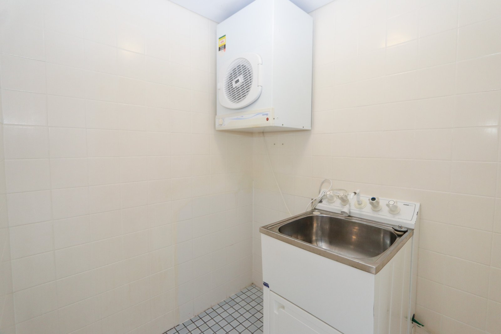 16/15 Brighton Street BIGGERA WATERS 13