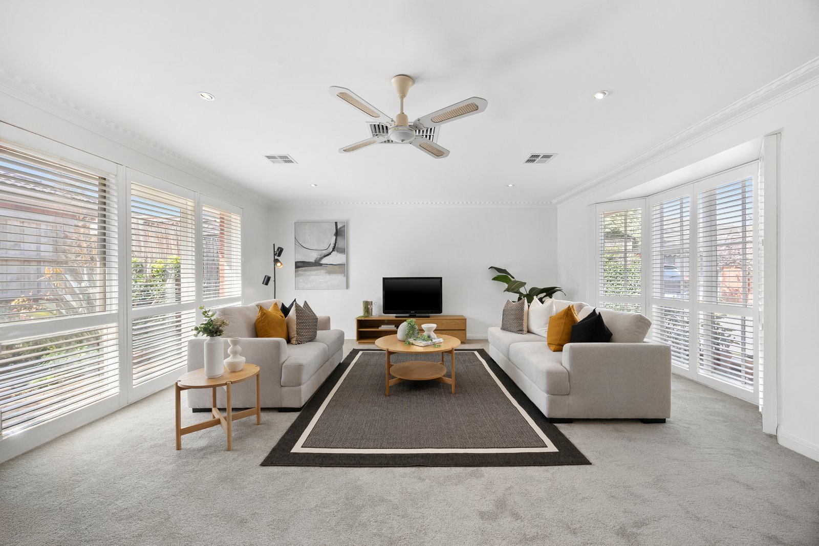 Gallery: 16/15a Wattle Grove
