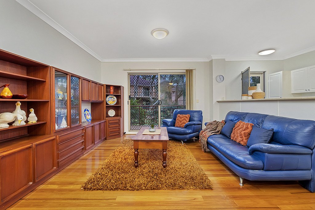 16/16 Morgan Street BOTANY 1