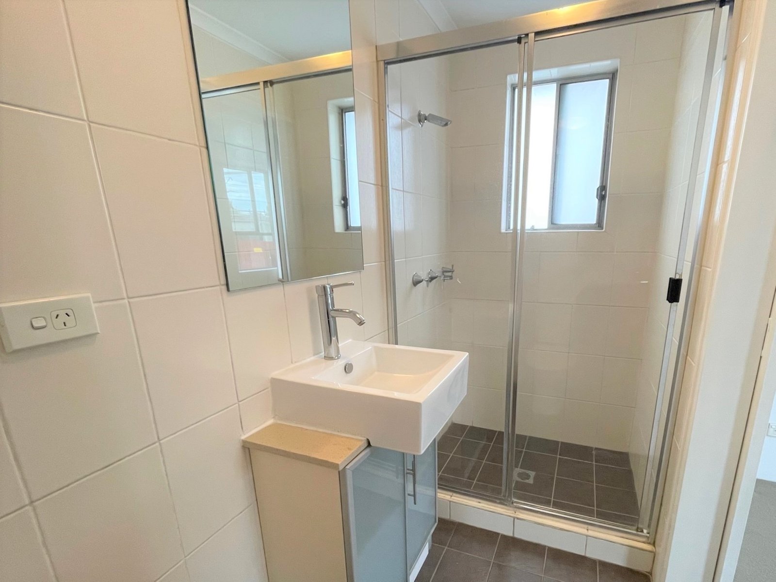 16/17-23 Bryant Street NARWEE 9