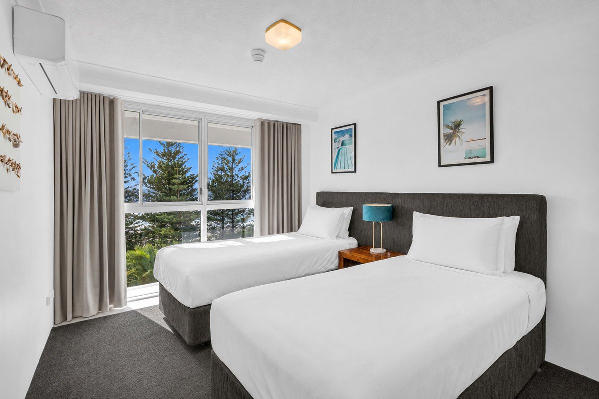 16/170 The Esplanade Burleigh Heads 15