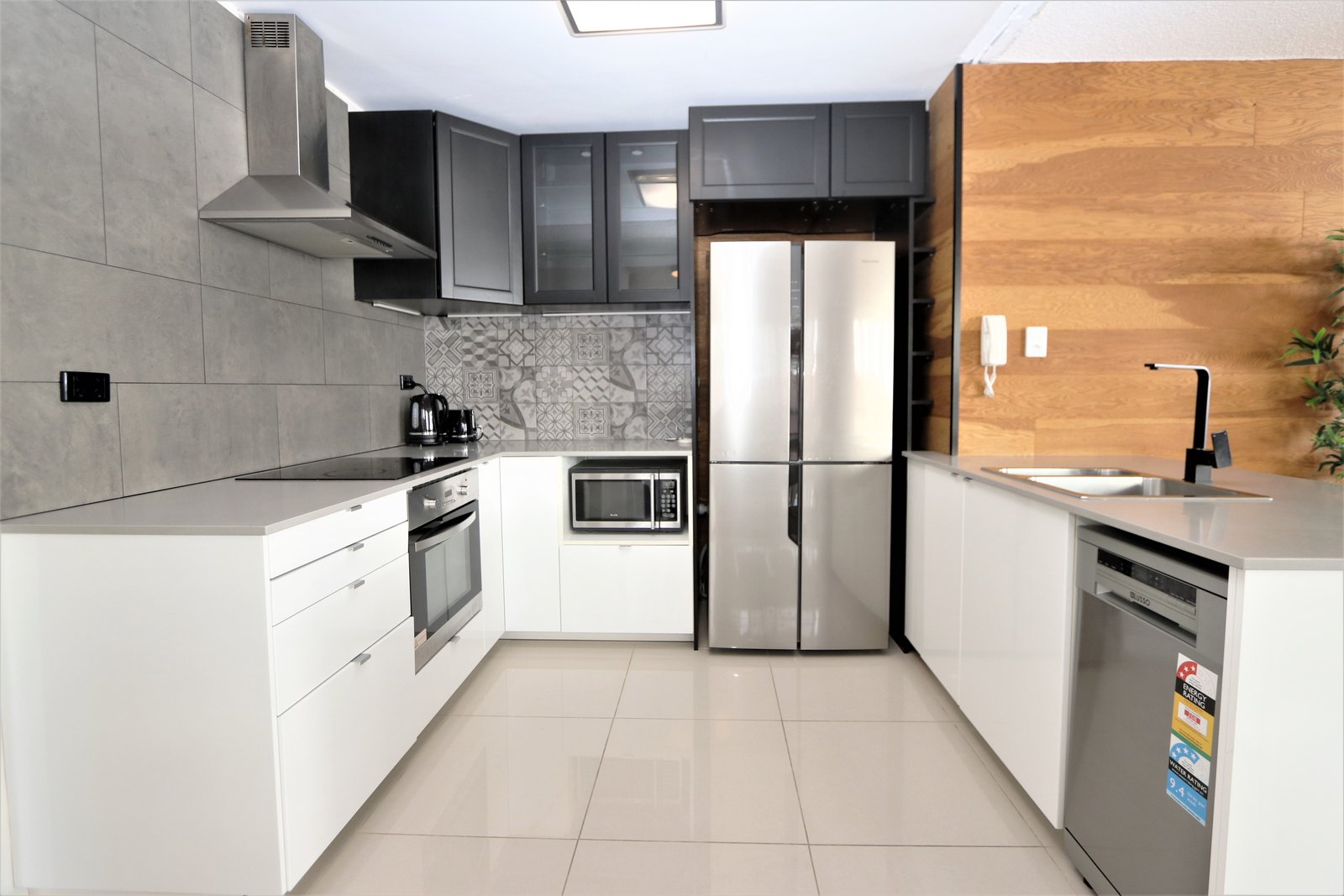 16/18 Queen Street SOUTHPORT 4