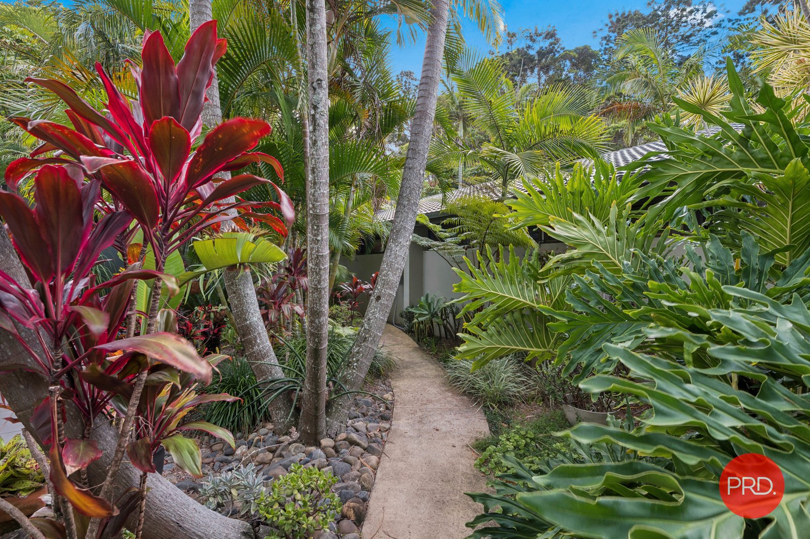 161/8 Solitary Islands Way SAPPHIRE BEACH 3