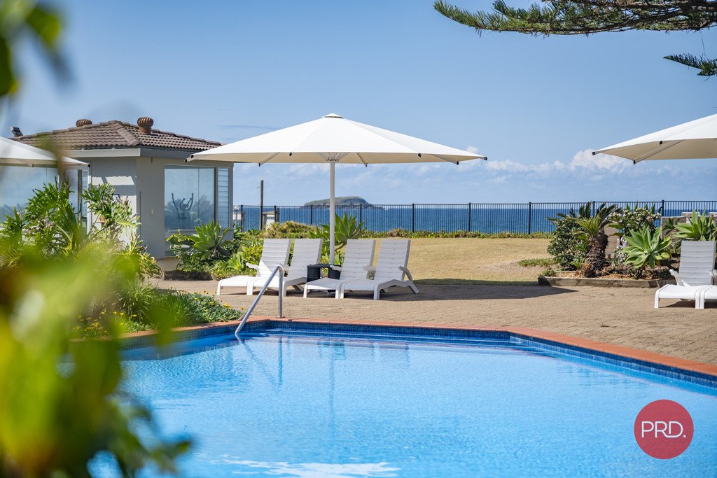 161/8 Solitary Islands Way SAPPHIRE BEACH 14