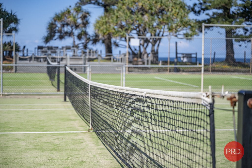 161/8 Solitary Islands Way SAPPHIRE BEACH 16