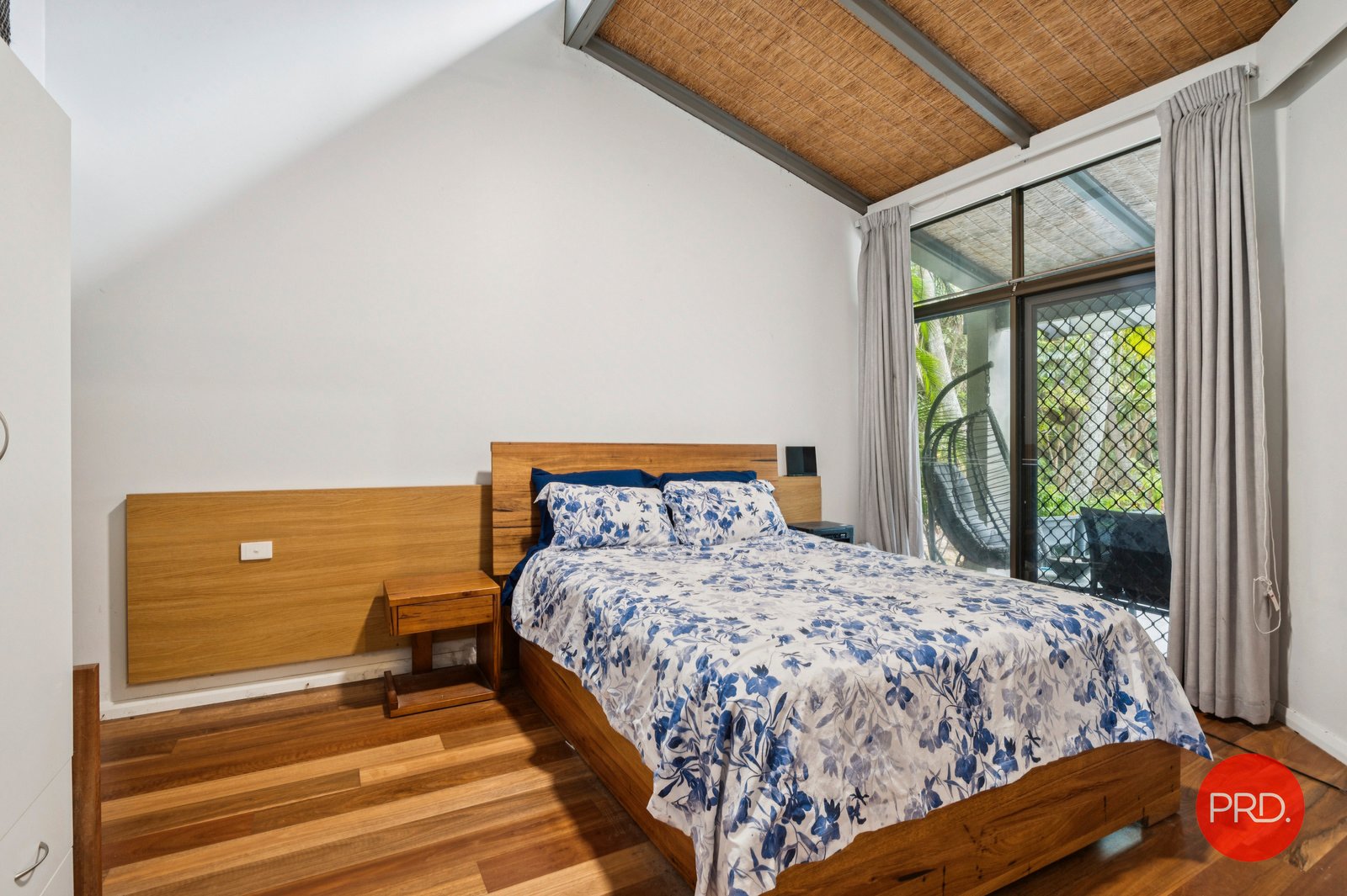 161/8 Solitary Islands Way SAPPHIRE BEACH 18