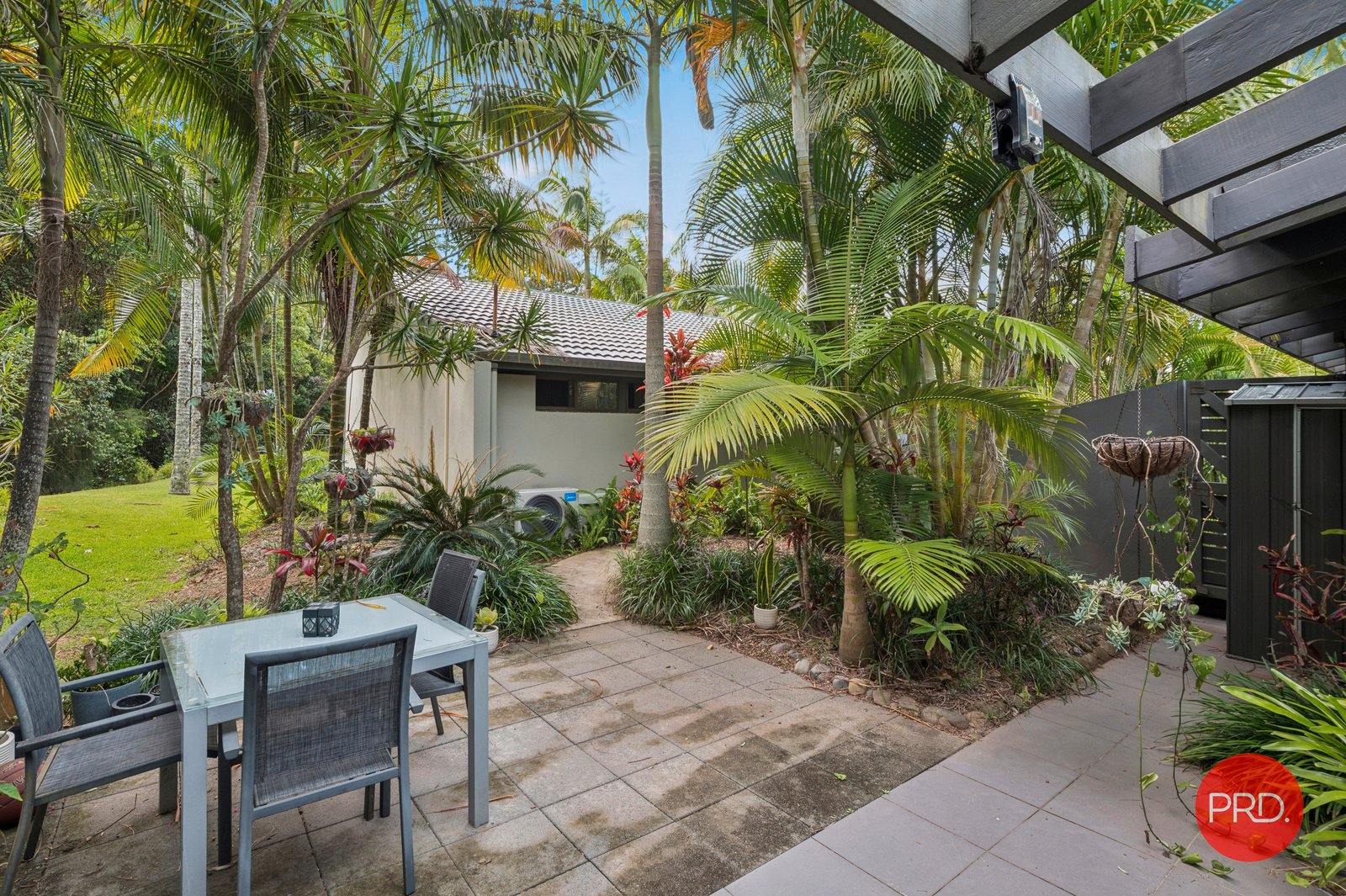 161/8 Solitary Islands Way SAPPHIRE BEACH 23