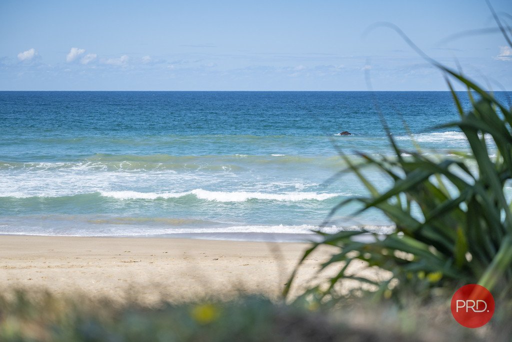 161/8 Solitary Islands Way SAPPHIRE BEACH 30