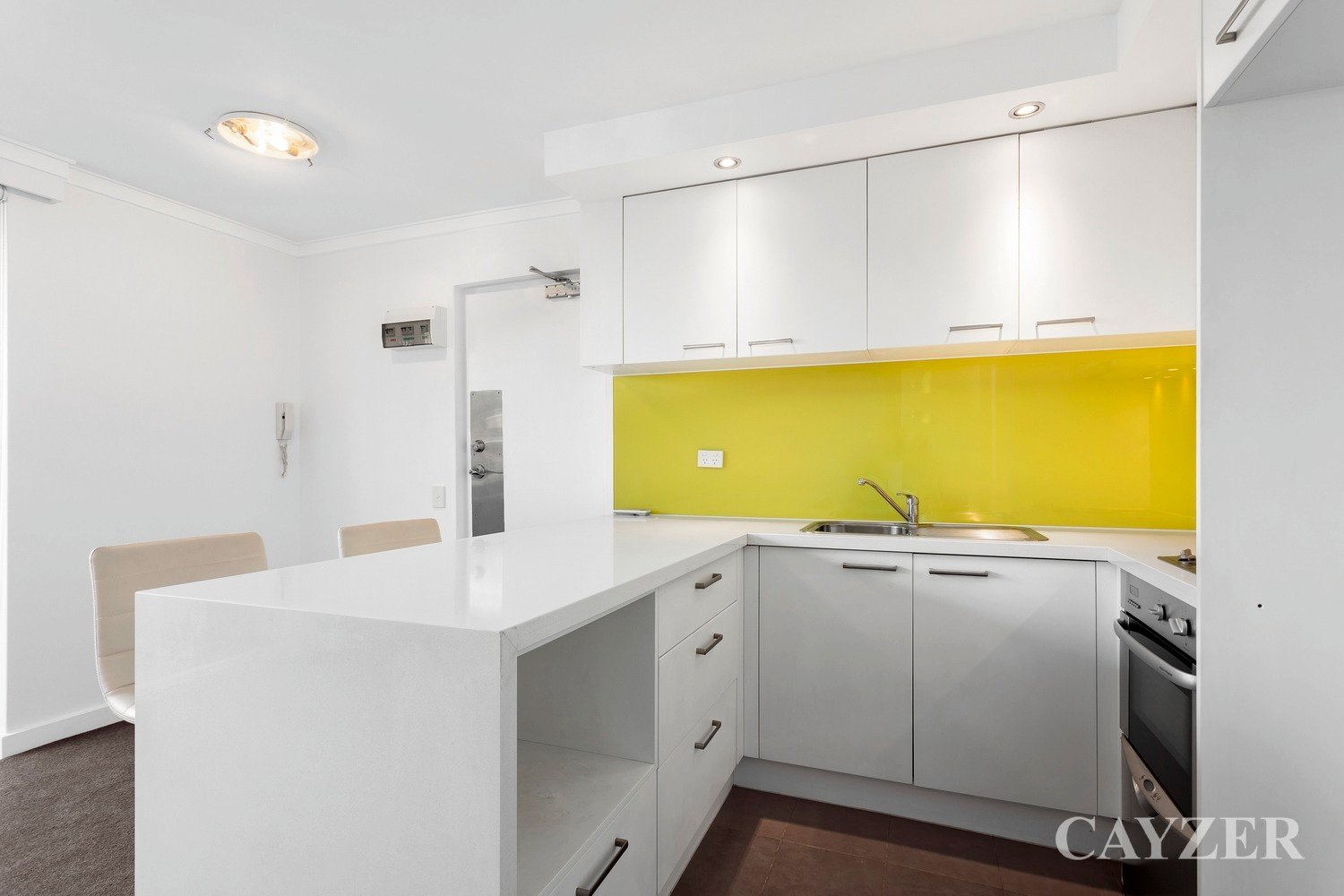 Gallery: 16/192 Cecil Street