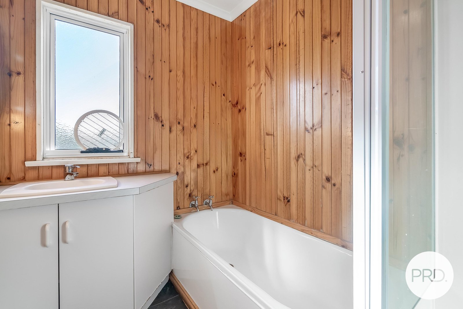 162 Cambridge Road WARRANE 8