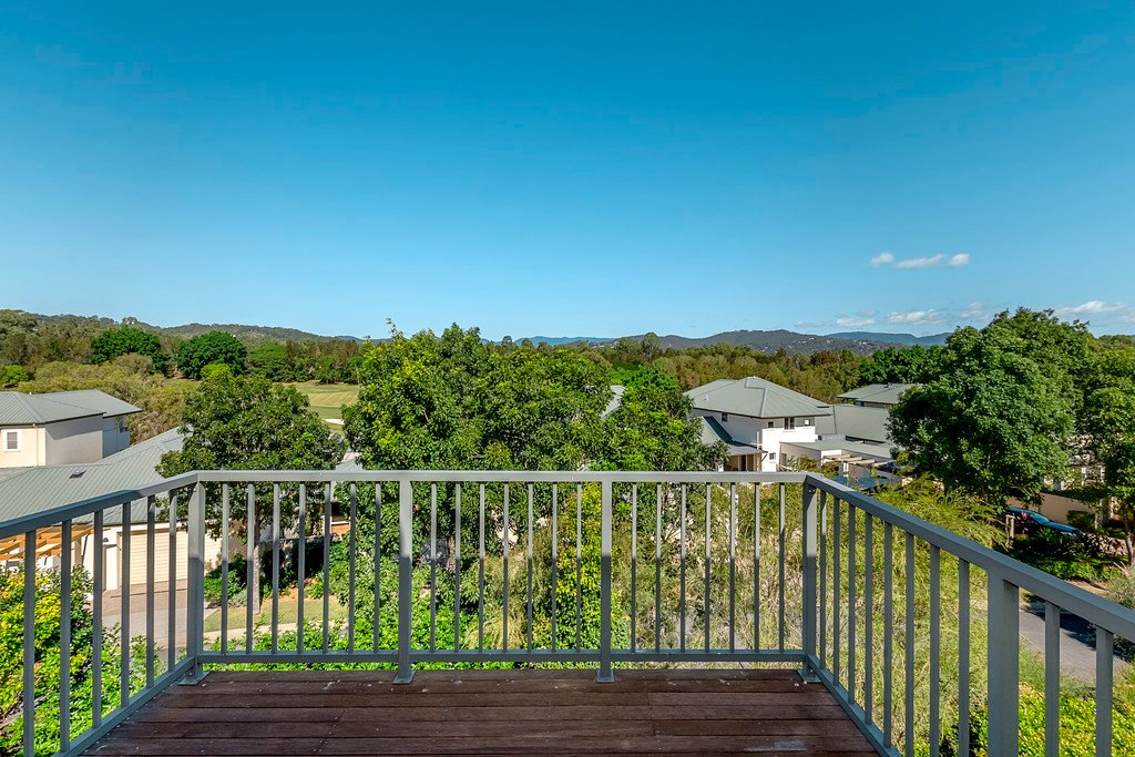 162 Easthill Drive ROBINA 5