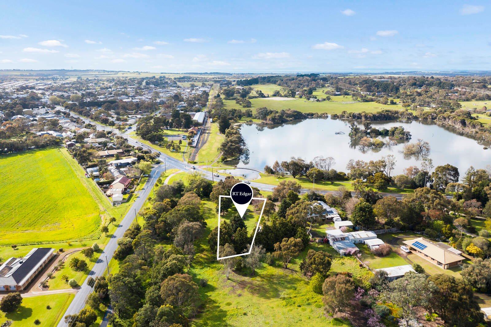 Real Estate and Property in 162 High Street, Drysdale, VIC