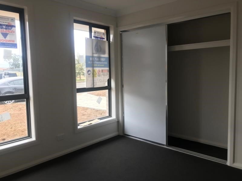 1/62 Kenny Drive TAMWORTH 3