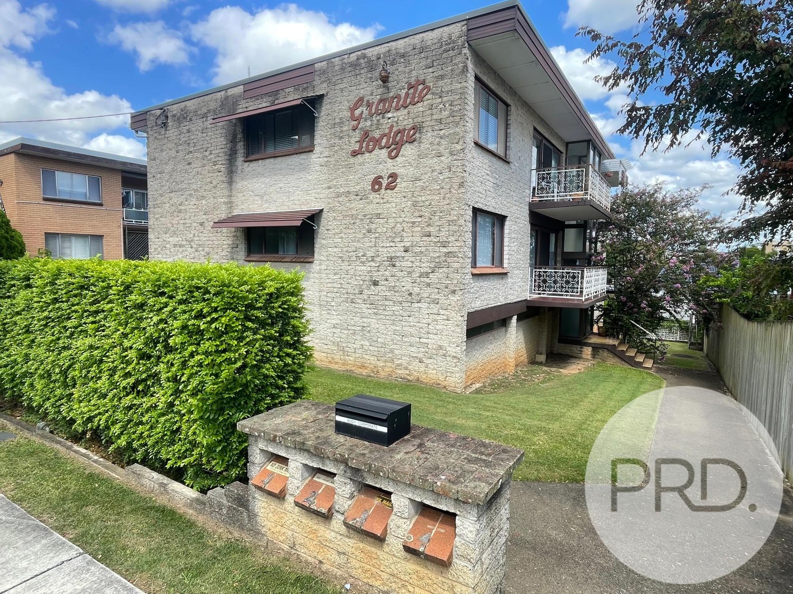 1/62 Montpelier Street CLAYFIELD 1