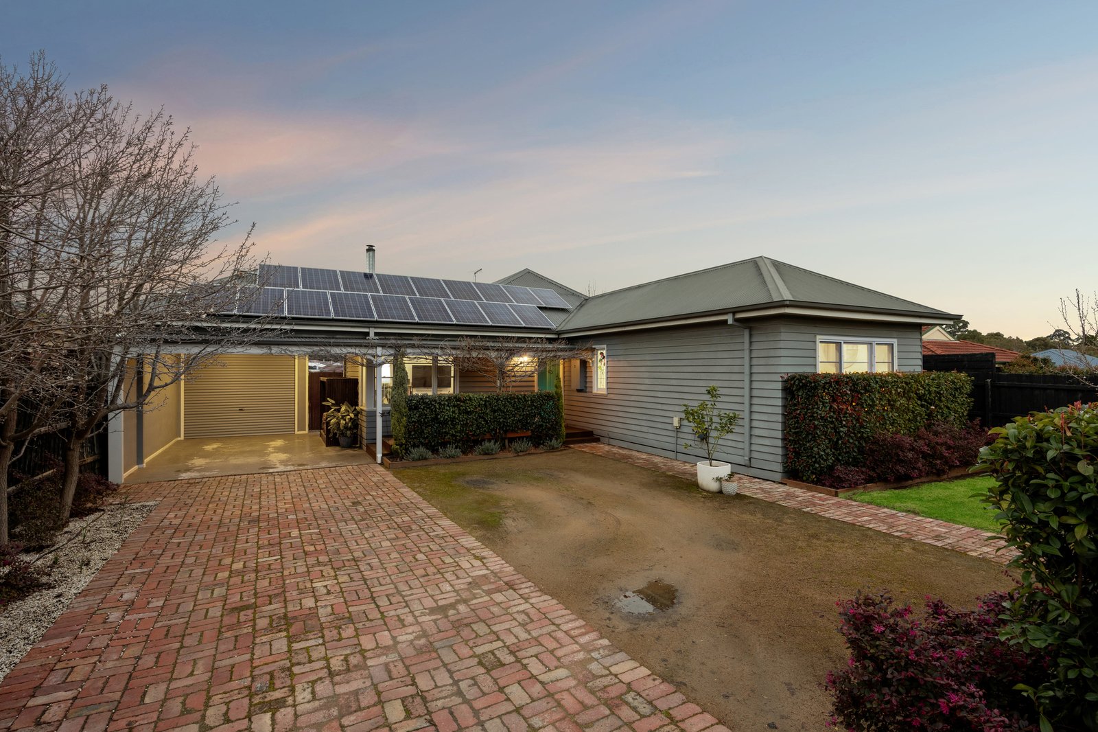 Gallery: 162 North Road