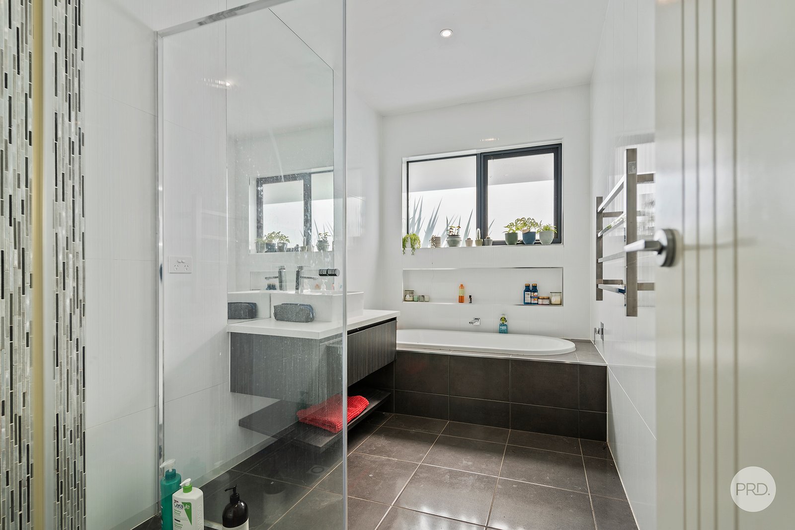 162 Pasley Street HUNTLY 17