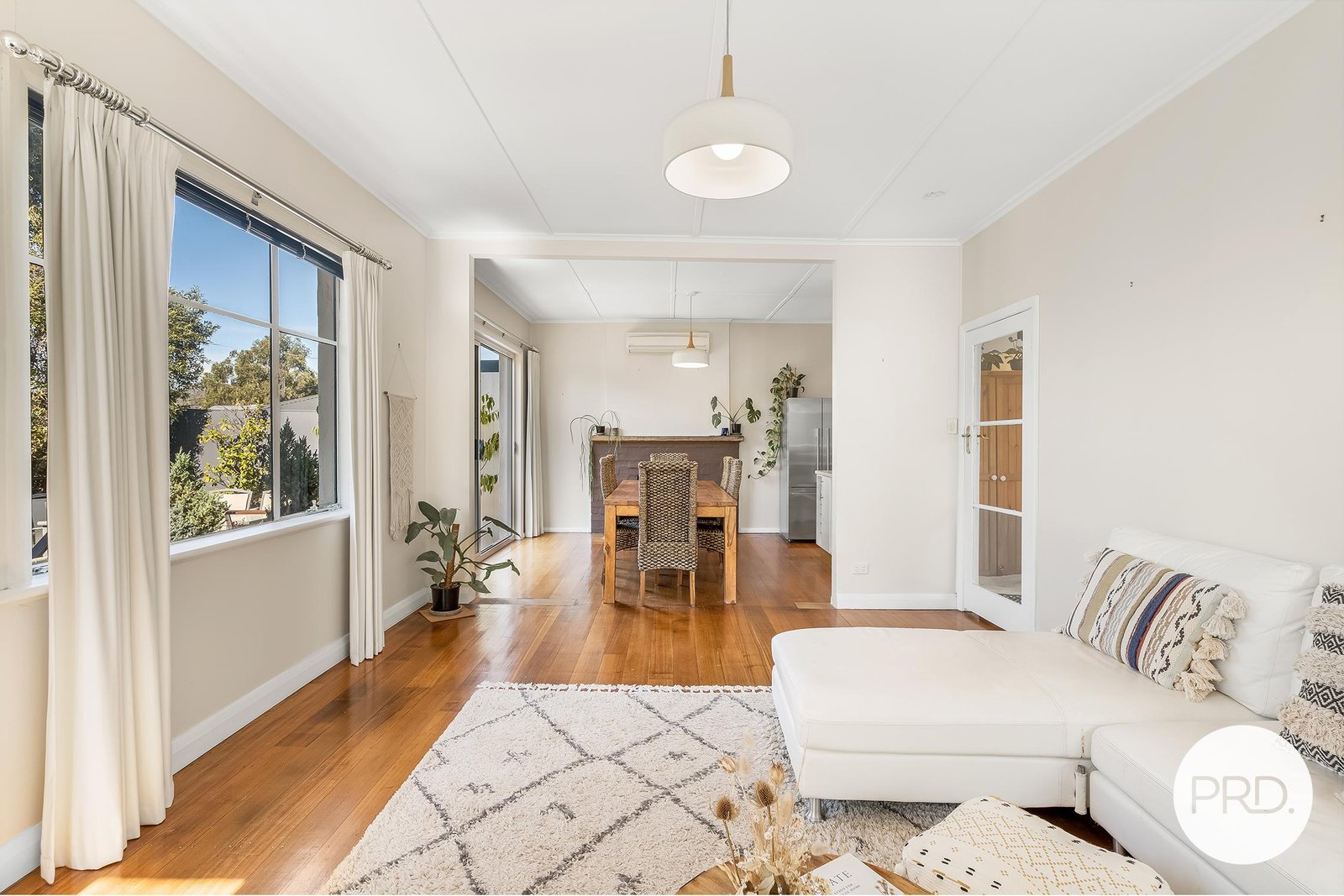 162 Roslyn Avenue BLACKMANS BAY 9