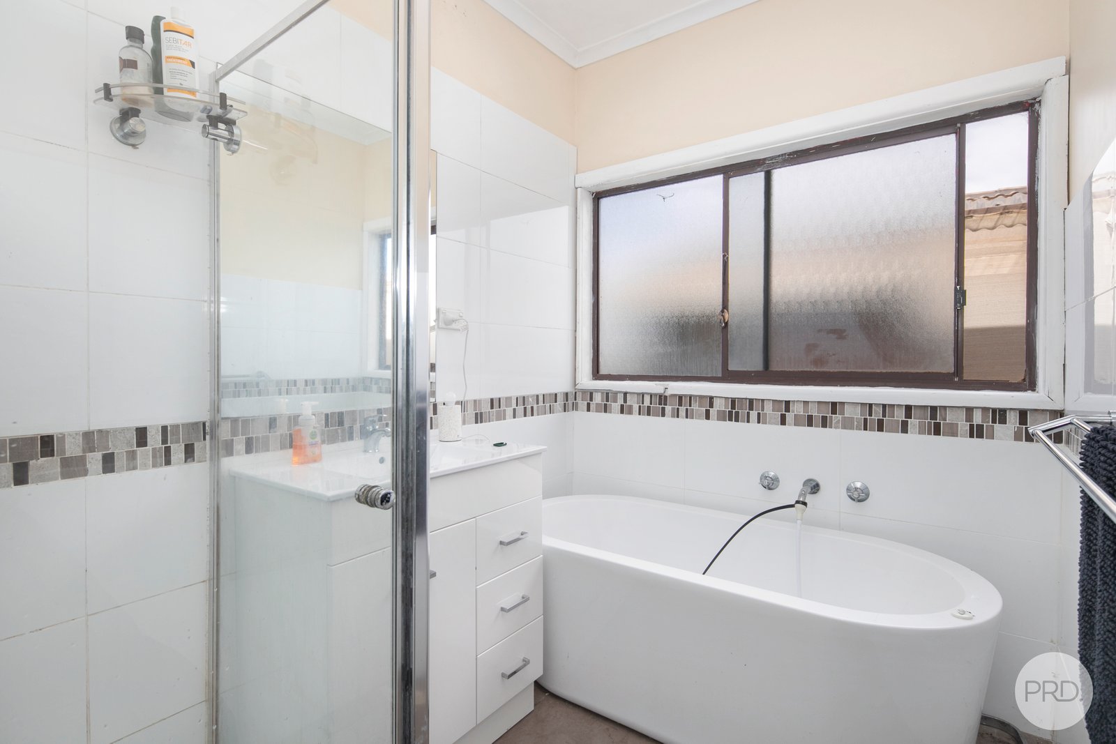 162 Spencer Street SEBASTOPOL 8