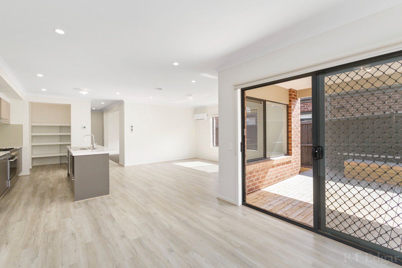 Real Estate and Property in 162 Unity Drive, Mount Duneed, VIC