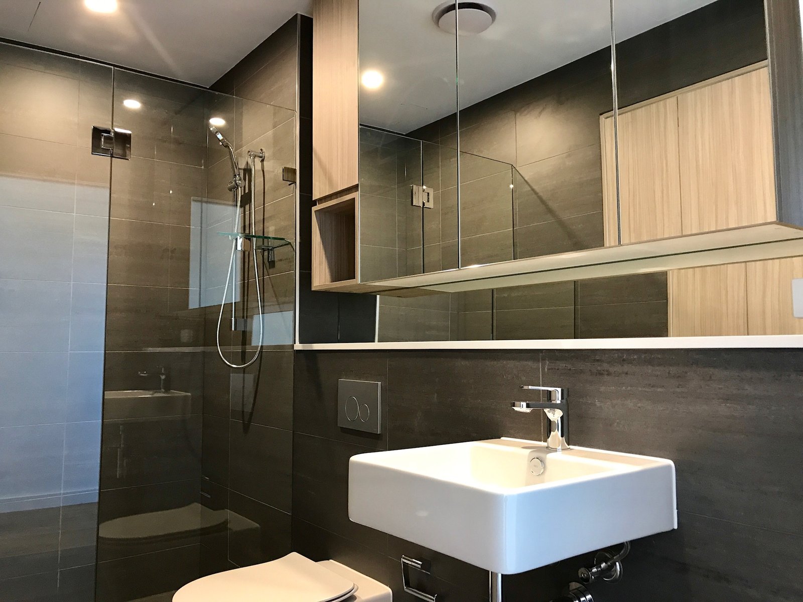 16/20 Arthur Street MARRICKVILLE 4