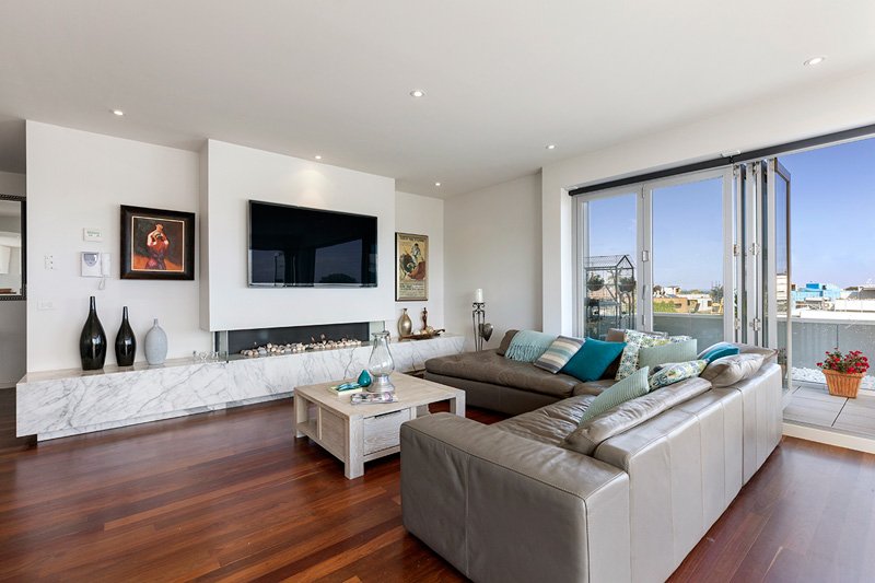 Gallery: 16/269 Hampton Street