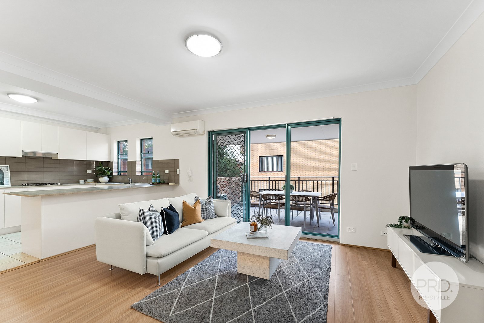 16/28-32 Carrington Avenue HURSTVILLE 3