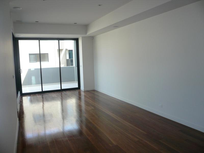 Gallery: 16/297 Dorcas Street