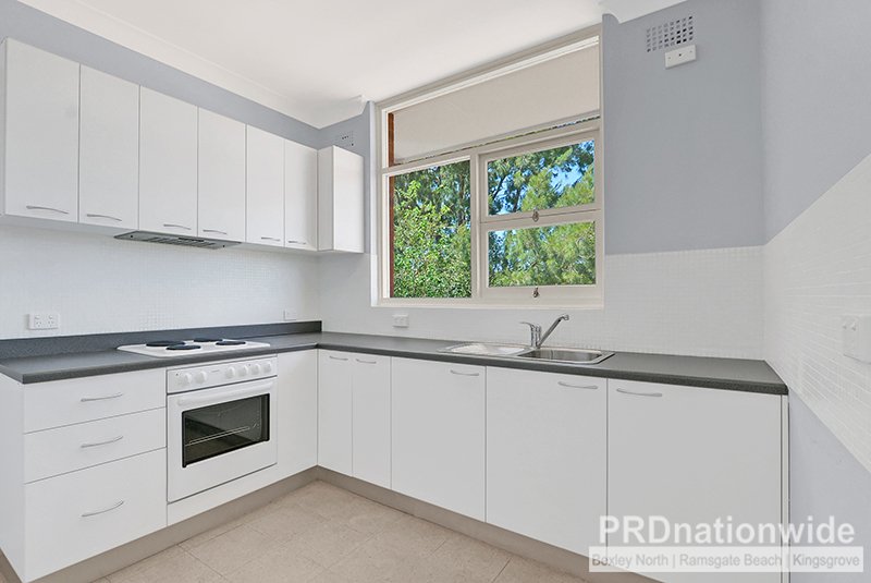 16/3-5 School Parade MARRICKVILLE 2