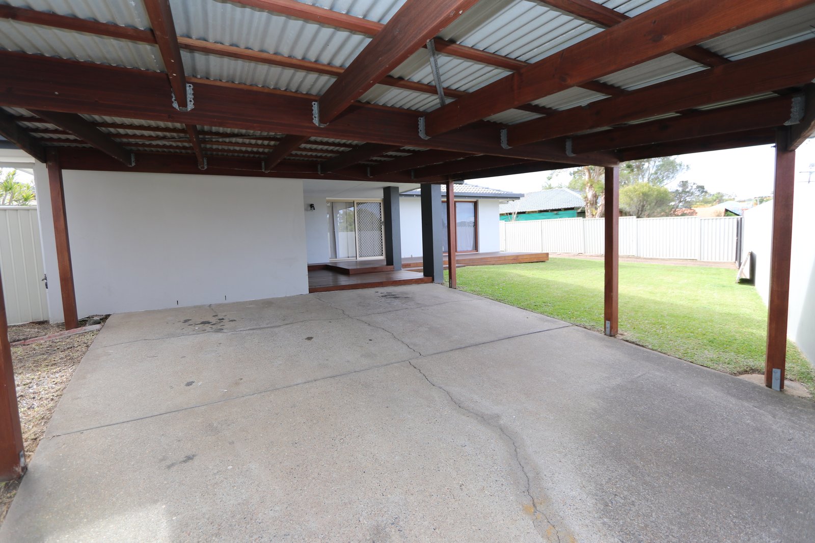 163 Benowa Road ASHMORE 15