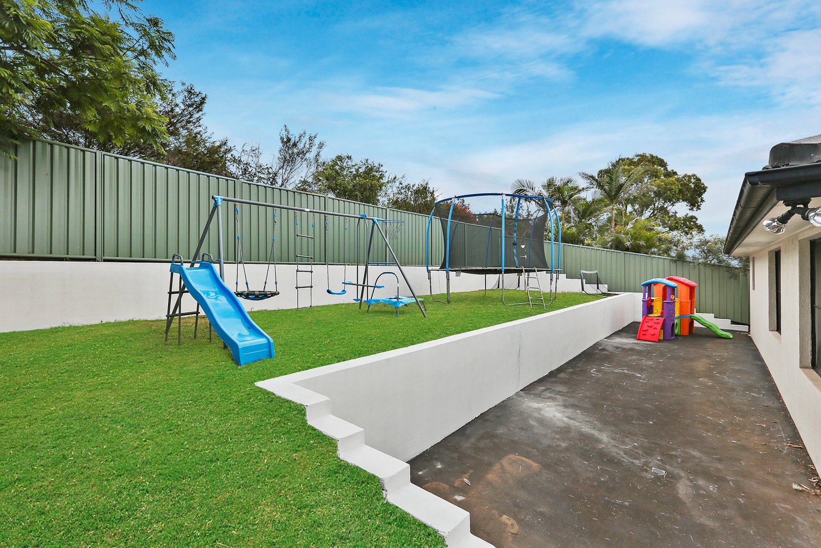 163 Compton Street DAPTO 11