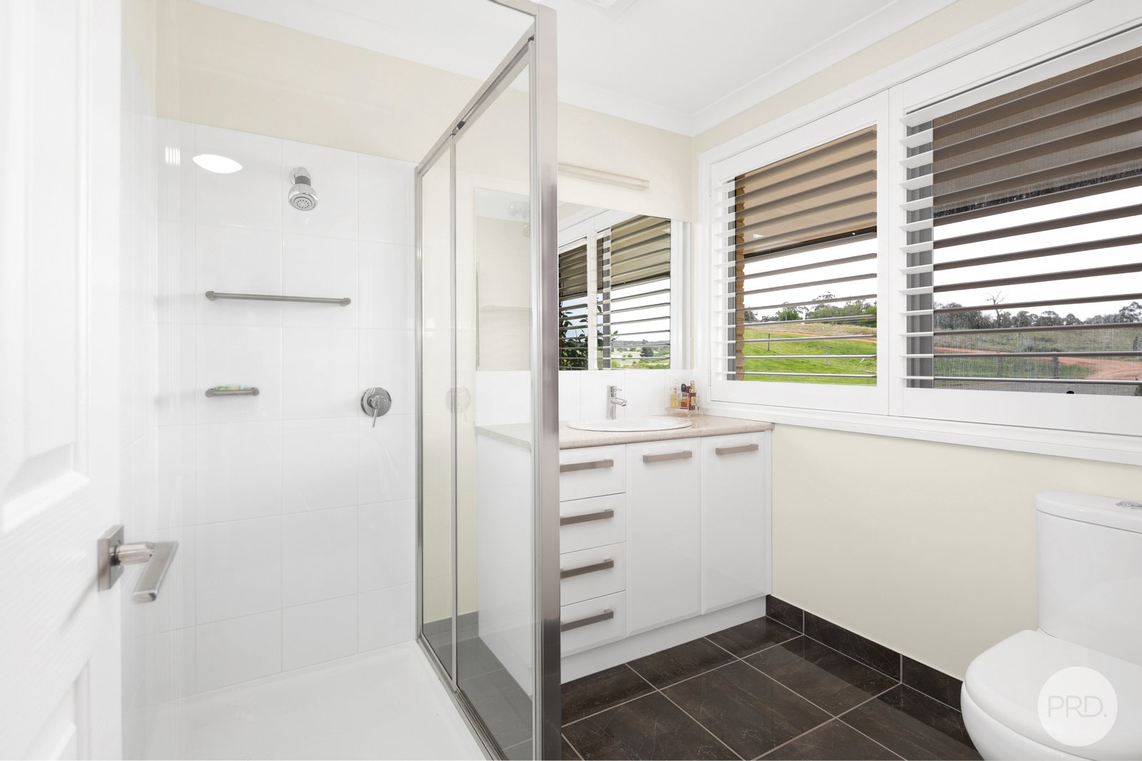 163 Judds Road SCARSDALE 8