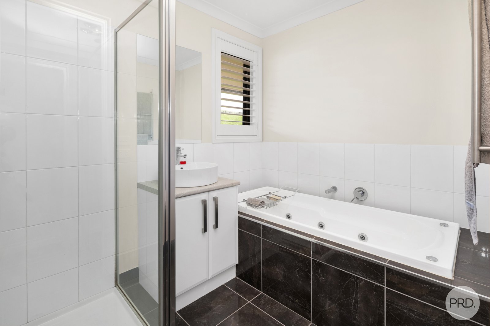 163 Judds Road SCARSDALE 11