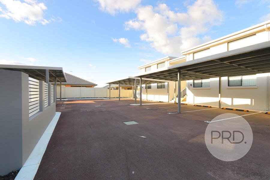 1/63 Mariposa Gardens SUCCESS 11