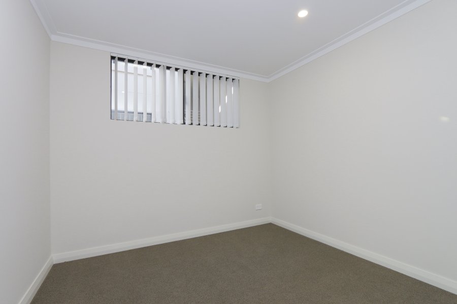 1/63 Mariposa Gardens SUCCESS 7