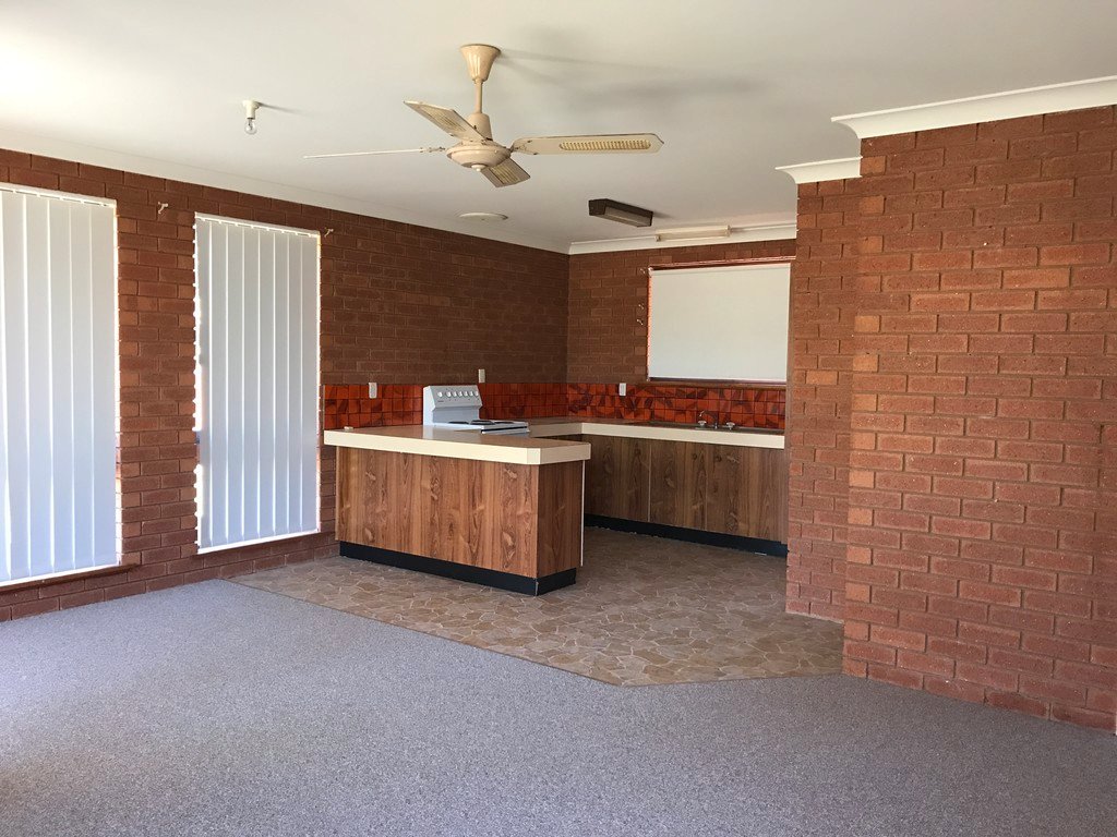 1/63 Murray St  TUMBARUMBA 2