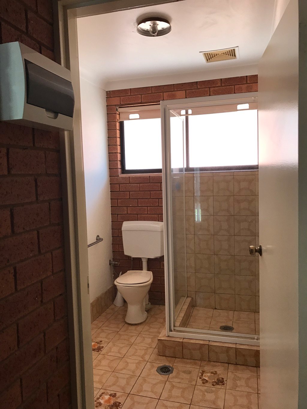 1/63 Murray St  TUMBARUMBA 5