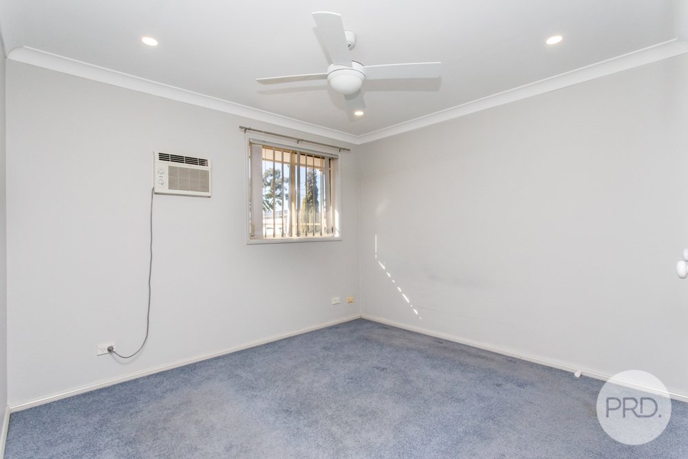 1/63 Pembroke Street CAMBRIDGE PARK 11